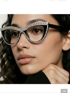 🆕️✨️ BLACK RHINESTONE CAT EYE READING GLASSES✨️